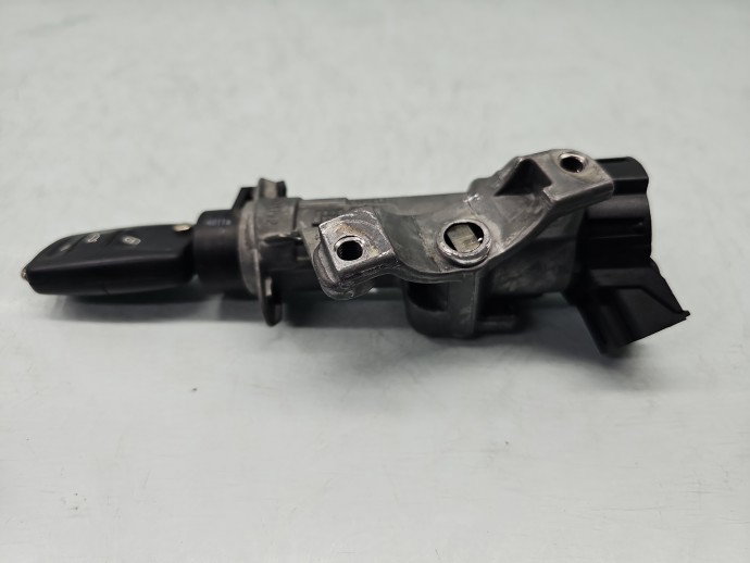 Contact cu cheie Seat Ibiza 5 ST (6J8) [Fabr 2010-2017] 6R0905851D 1.4 TSI CGGB63KW / 86CP