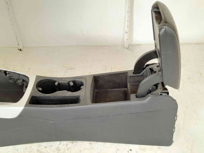 Consola centrala OEM Audi A4 (8K5, B8) [Fabr 2008-2015] 