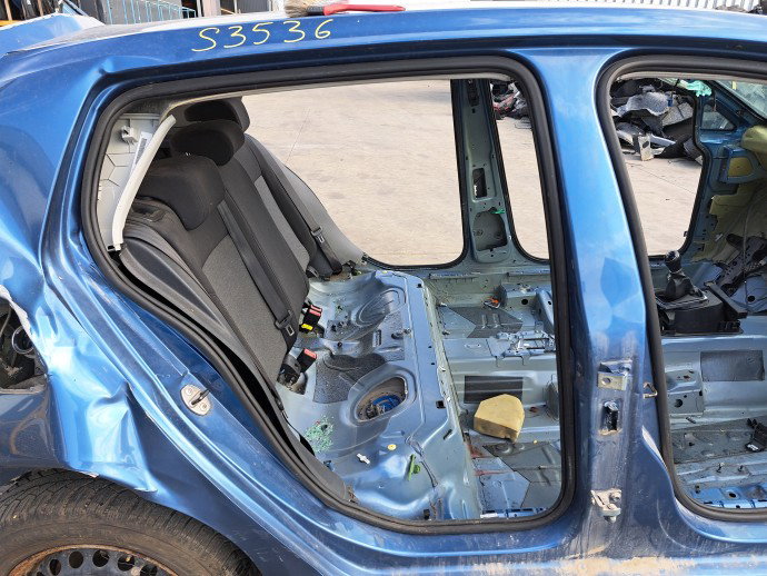 Cheder usa dreapta spate Volkswagen Golf 7 (5G) [Fabr 2014-prezent] Hatchback OEM