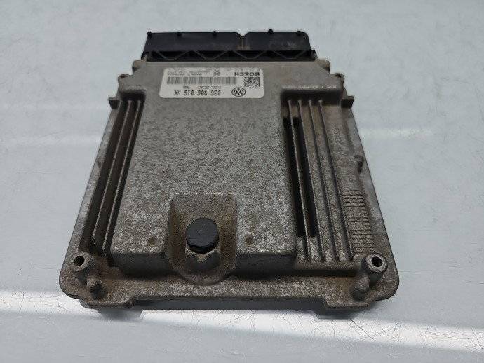 Calculator motor ECU Volkswagen Touran (1T1, 1T2) [Fabr 2003-2010] 03G906016HK 2.0 TDI BKD 103KW / 140CP