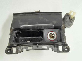 Scrumiera 8K0857951 Audi A4 (8K2, B8) [Fabr 2008-2015] 2.0