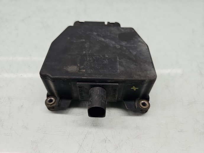Distribuitor vacuum AUDI A3 (8P1) [Fabr 2003-2012] 6Q0906625 2.0 TDI BKD 103KW / 140CP