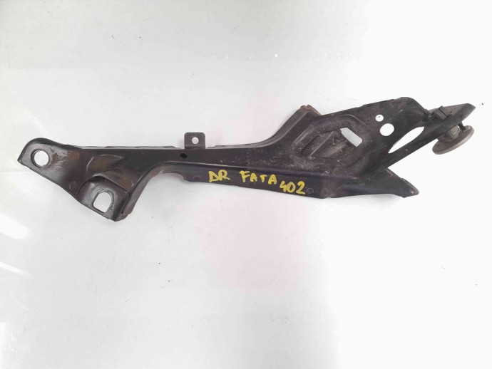 Suport aripa dreapta fata 4G0821136A AUDI A6 (4G5, C7) [Fabr 2011-2017] 3.0 CTCC