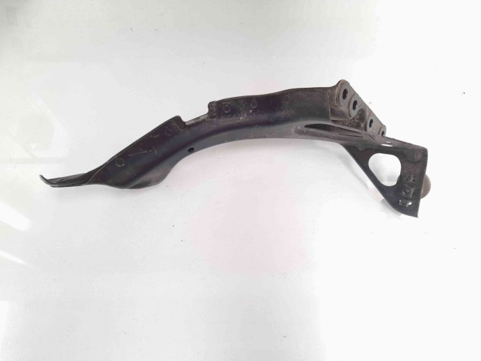 Suport aripa dreapta fata 4G0821136A AUDI A6 (4G5, C7) [Fabr 2011-2017] 3.0 CTCC