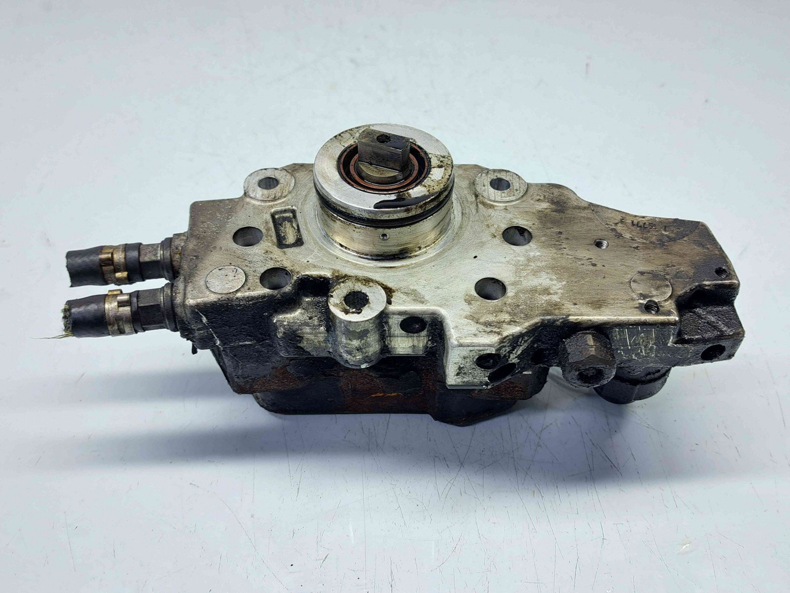 Pompa inalta presiune Mercedes Clasa CLK (C209) [Fabr 2002-2009] A6460700401 n 0445010143 2.2 CDI 646966 110KW / 150CP 2.2 CDI 646966 110KW / 150CP - imagine 1