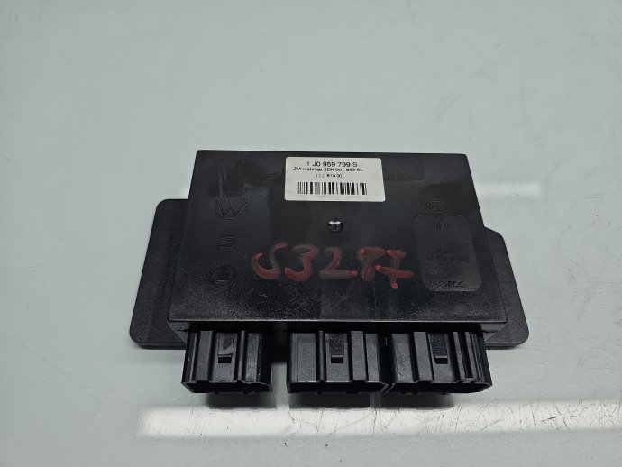 Modul confort Volkswagen Passat B5 (3B2) [Fabr 1996-2000] 1J0959799S