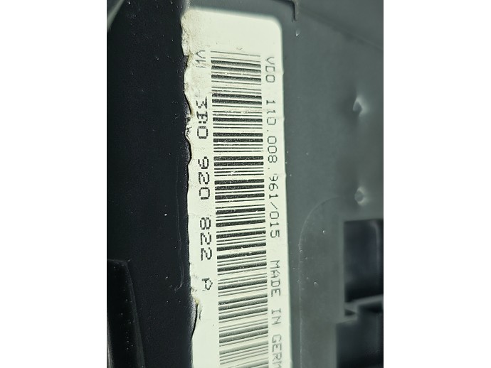 Ceas bord Volkswagen Passat B5 (3B2) [Fabr 1996-2000] 3B0920822A