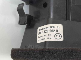 Grila aerisire dreapta 8T1820902B Audi A4 (8K5, B8) [Fabr 2008-2015] 2.0 CAGB