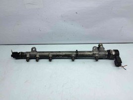 Rampa injectoare Mercedes Clasa CLK (C209) [Fabr 2002-2009] A6460701695 | 0445214165 2.2 CDI 646966 2.2 CDI 646966 110KW / 150CP