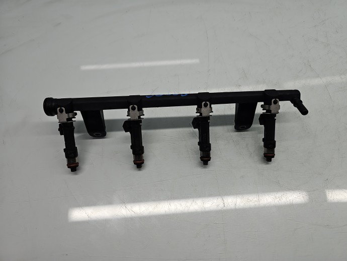 Rampa injectoare Dacia Sandero [Fabr 2008-2012] 8200494284 1.4 Benz K7JA7 55KW / 75CP