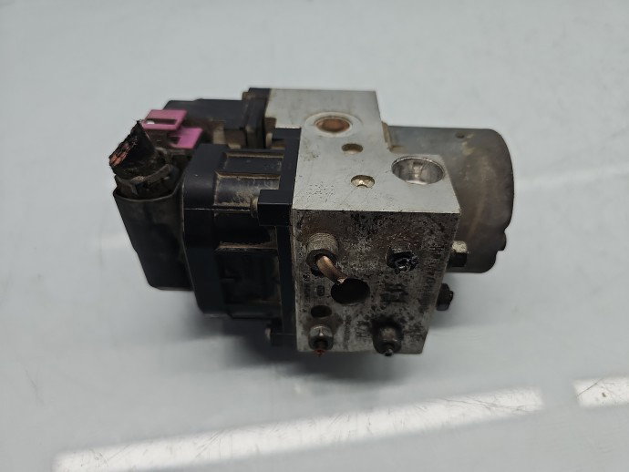 Pompa ABS Opel Zafira A (F75) [Fabr 1999-2005] 90581417 1.6 Benz Z16XE 74KW / 101CP