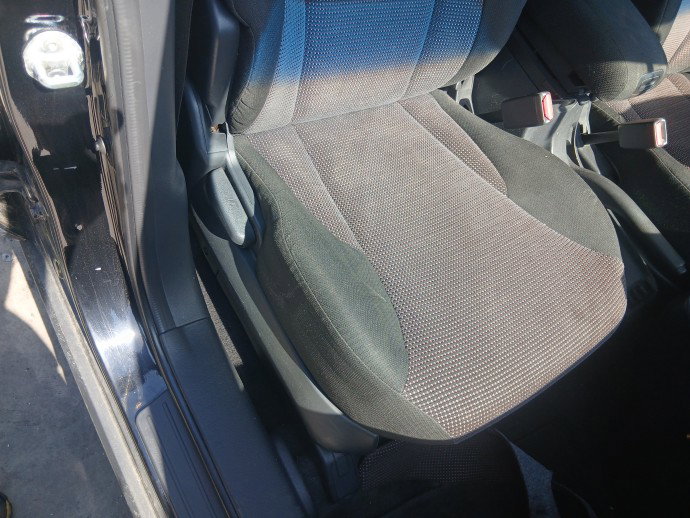 Scaun dreapta fata Hyundai Tucson (JM) [Fabr 2004-2010] OEM