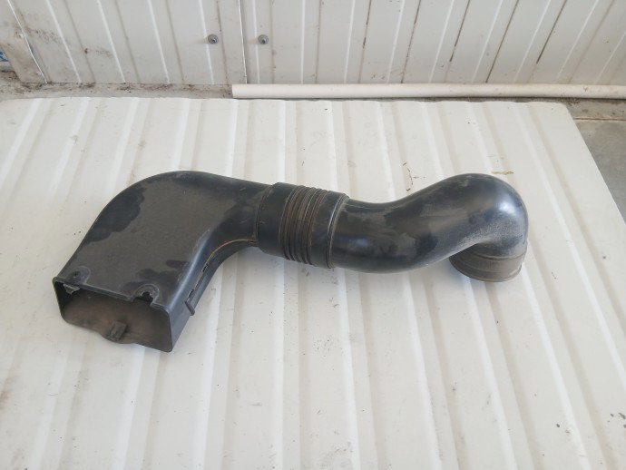 Tub admisie aer Hyundai Tucson (JM) [Fabr 2004-2010] 28310-2E100 2.0 Benz G4GC-G 104KW / 142CP