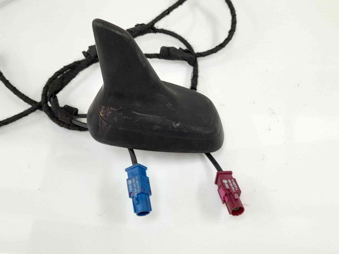 Antena 8K5035503A Audi A4 (8K5, B8) [Fabr 2008-2015] 2.0 CAGB