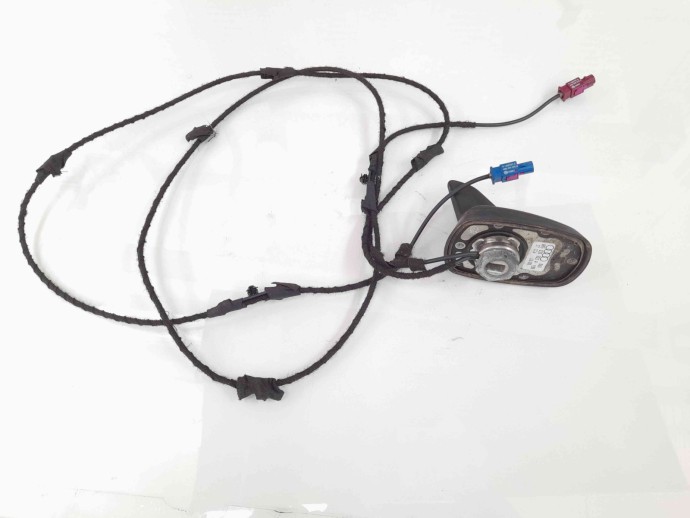 Antena 8K5035503A Audi A4 (8K5, B8) [Fabr 2008-2015] 2.0 CAGB