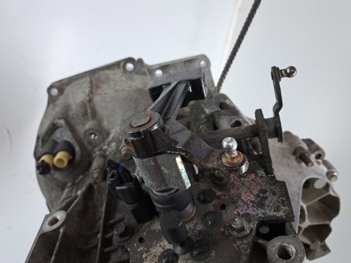 Cutie viteze manuala 5 trepte Ford Focus 2 (DA) [Fabr 2004-2012] 3M5R 7002 YG