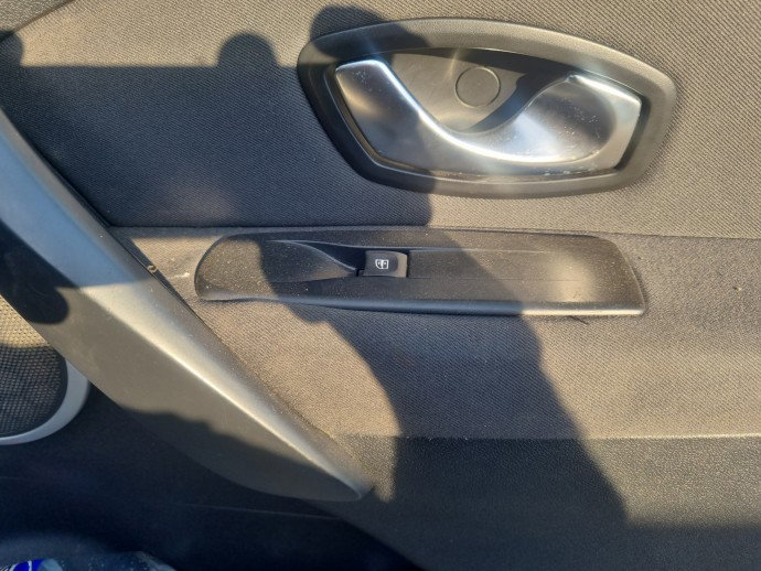 Buton geam dreapta fata Renault Megane 3 [Fabr 2008-2015] OEM