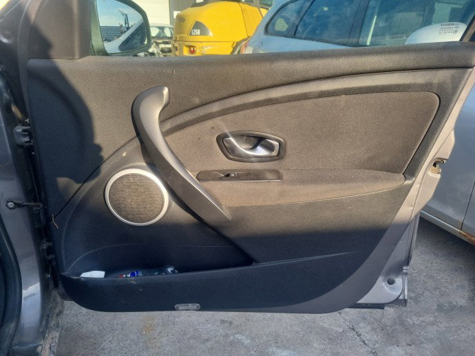 Boxa dreapta fata Renault Megane 3 [Fabr 2008-2015] OEM