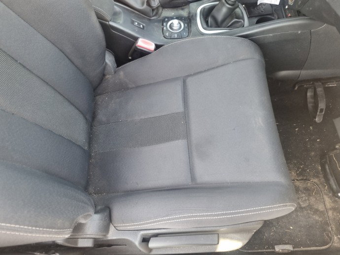 Scaun dreapta fata Renault Megane 3 [Fabr 2008-2015] OEM