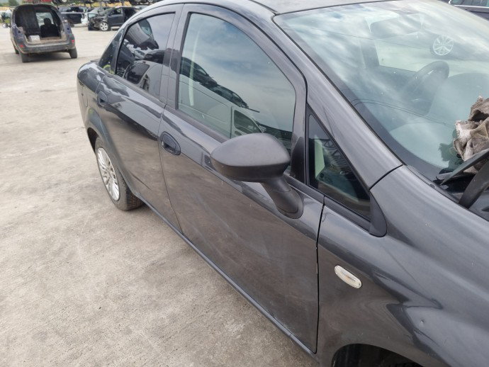 Usa dreapta fata Fiat Linea (323) [Fabr 2007-2012] Berlina GRI
