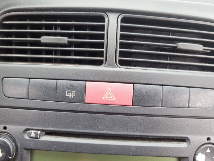 Buton avarii Fiat Linea (323) [Fabr 2007-2012] OEM