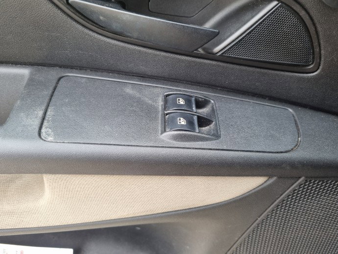 Butoane comanda geamuri sofer Fiat Linea (323) [Fabr 2007-2012] OEM