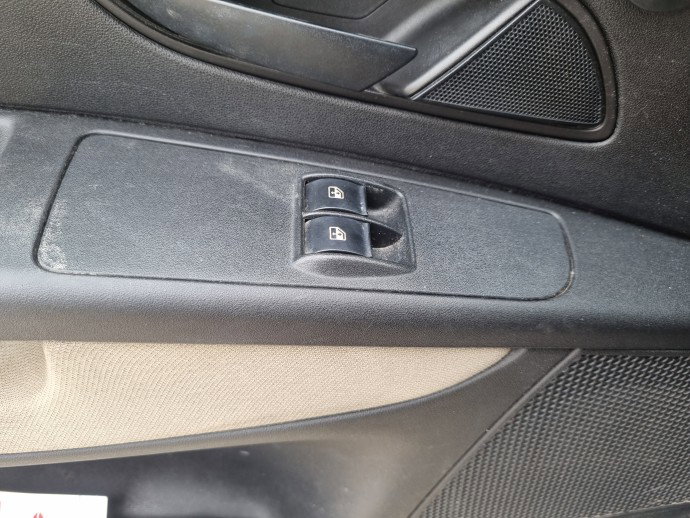 Butoane comanda geamuri sofer Fiat Linea (323) [Fabr 2007-2012] OEM