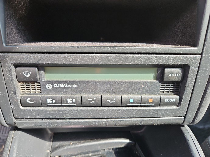 Panou comanda clima Volkswagen Golf 4 (1J1) [Fabr 1997-2004]