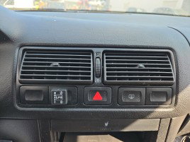 Grila aerisire centrala Volkswagen Golf 4 (1J1) [Fabr 1997-2004]