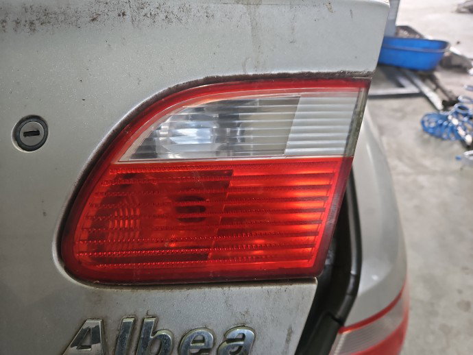 Stop capota portbagaj dreapta Fiat Albea (178) [Fabr 2003-2007] Berlina  OEM