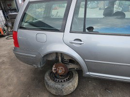 Aripa dreapta spate Volkswagen Golf 4 (1J1) [Fabr 1997-2004] Break  195 Gri Meteor