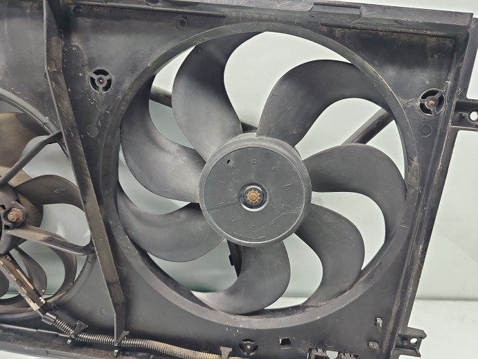 Electroventilator Volkswagen Golf 4 (1J1) [Fabr 1997-2004] 1J0121207T 1.6 Benz BCB 77KW / 105CP