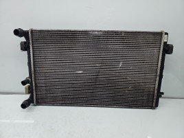 Radiator apa Volkswagen Golf 4 (1J1) [Fabr 1997-2004] OEM 1.6 Benz BCB 77KW / 105CP