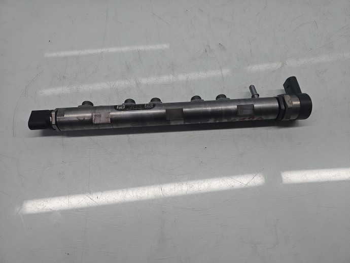 Rampa injectoare Bmw 3 (E91) [Fabr 2005-2011] 7809127 2.0 N47D20U1 105KW / 143CP