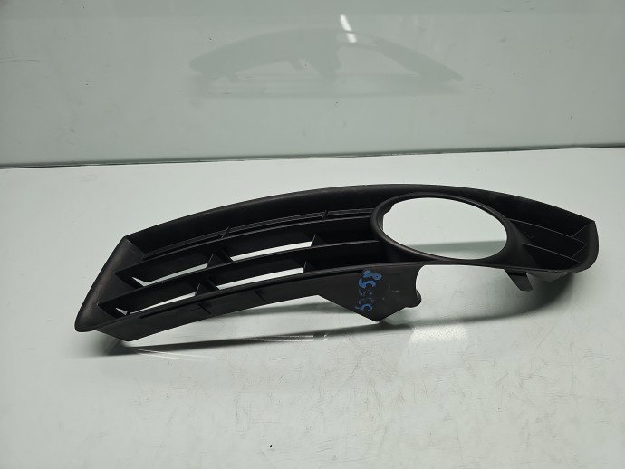 Grila proiector stanga Volkswagen Passat B6 (3C2) [Fabr 2005-2010] Sedan 3C0853665A
