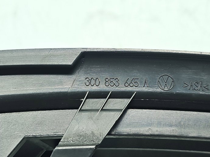 Grila proiector stanga Volkswagen Passat B6 (3C2) [Fabr 2005-2010] Sedan 3C0853665A