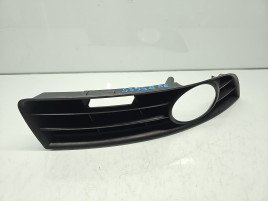 Grila proiector dreapta Volkswagen Passat B6 (3C2) [Fabr 2005-2010] Sedan 3C0853666A