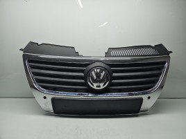 Grila bara fata Volkswagen Passat B6 (3C2) [Fabr 2005-2010] Sedan 3C0853651
