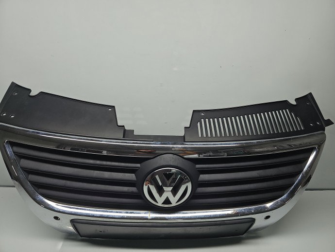 Grila bara fata Volkswagen Passat B6 (3C2) [Fabr 2005-2010] Sedan 3C0853651