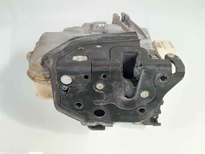 Broasca usa stanga fata 8J1837015A Audi A4 (8K5, B8) [Fabr 2008-2015] 2.0 CAGB