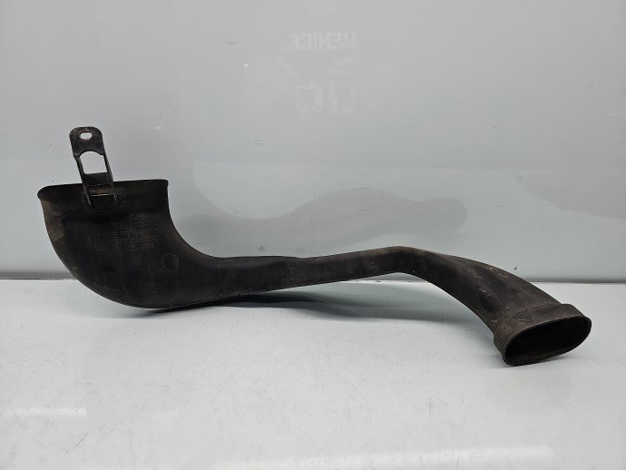 Tub admisie aer Opel Astra J [Fabr 2009-2015] 13307080 1.7 CDTI A17DTR 92KW / 125CP