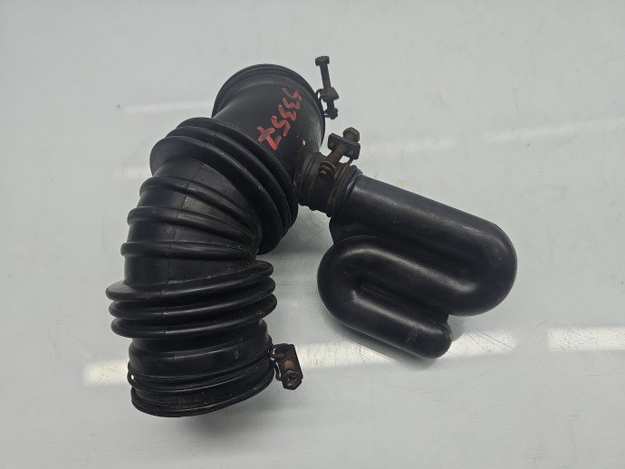 Tub admisie aer Hyundai Tucson (JM) [Fabr 2004-2010] 28139-2E000 2.0 Benz G4GC-G 104KW / 142CP