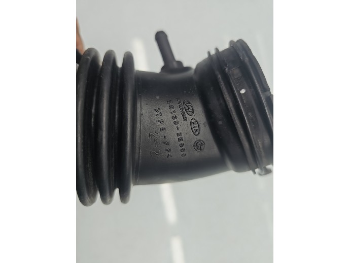 Tub admisie aer Hyundai Tucson (JM) [Fabr 2004-2010] 28139-2E000 2.0 Benz G4GC-G 104KW / 142CP