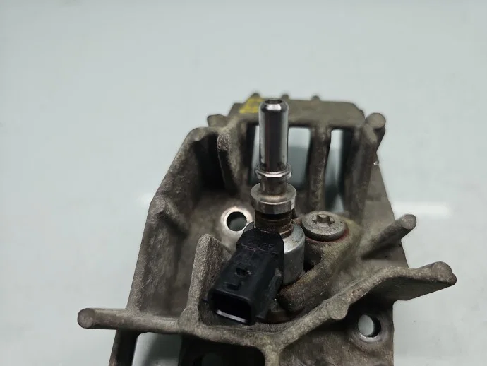 Injector Adblue Renault Megane 3 [Fabr 2008-2015] 6200771226 1.5 dCi K9K-R8 81KW / 110CP