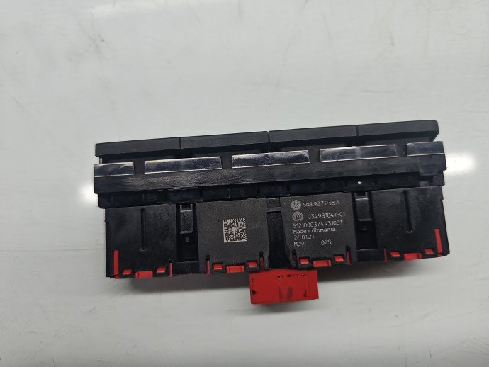 Butoane comenzi consola centrala Volkswagen Tiguan II (AX1) [Fabr 2016-2024] 5NB927238A