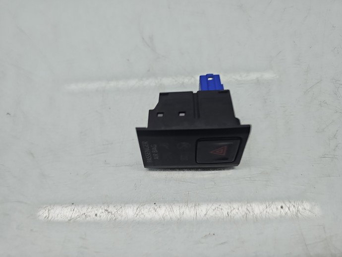 Buton avarii Volkswagen Tiguan II (AX1) [Fabr 2016-2024] 5NB919225A