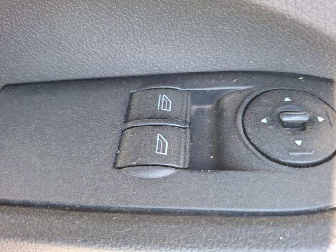 Butoane comanda geamuri sofer Ford C-Max 1 [Fabr 2007-2010] OEM