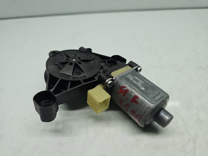 Motoras geam stanga fata Volkswagen Tiguan II (AX1) [Fabr 2016-2024] Break 5Q0959802C