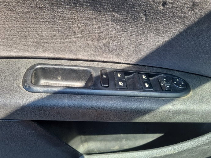 Butoane comanda geamuri sofer PEUGEOT 407 [Fabr 2004-2010] OEM