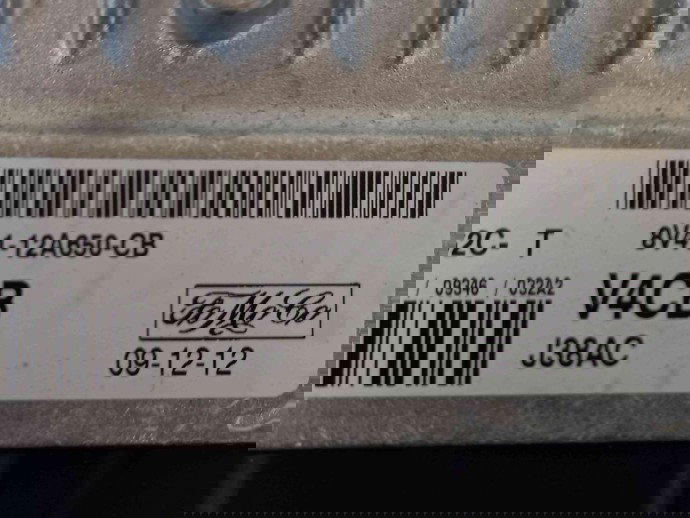 Calculator motor ECU 8V4112A650CB Ford Kuga I [Fabr 2008-2012] 2.0 